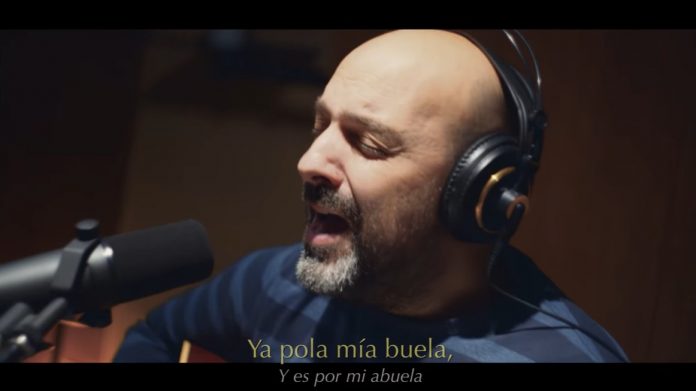 Diego Gutiérrez cantando Nuna nueite de xineiru